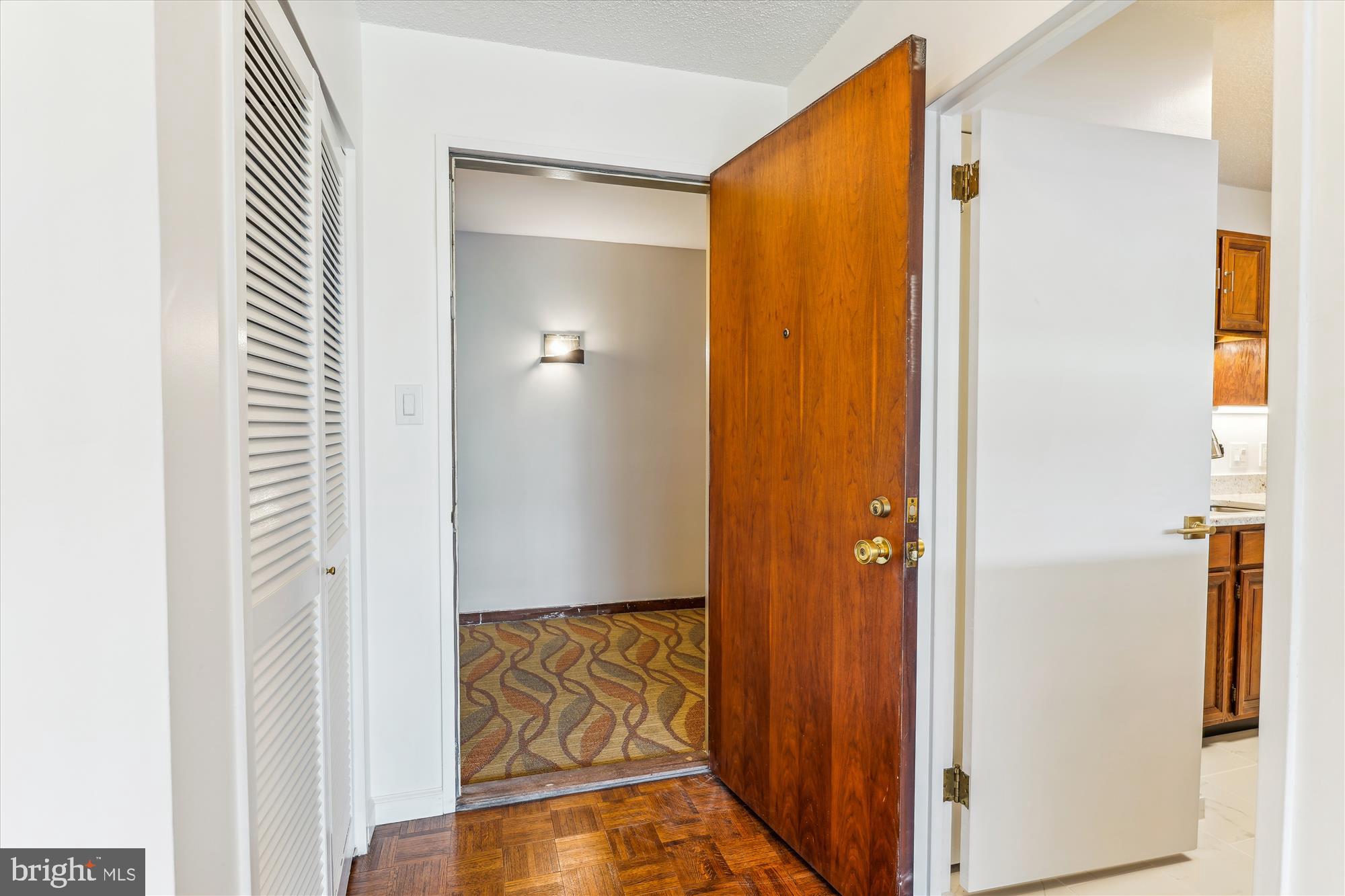 2555 Pennsylvania Avenue Northwest, Unit 816 Washington, DC 20037 - Photo 3 of 54 a view of front door
