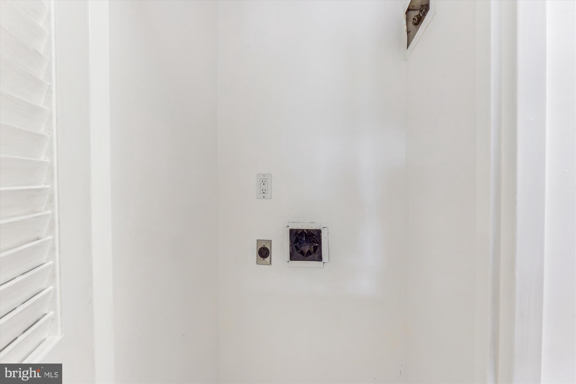 2555 Pennsylvania Avenue Northwest, Unit 816 Washington, DC 20037 - Photo 32 of 54 Washer Dryer Hook-ups