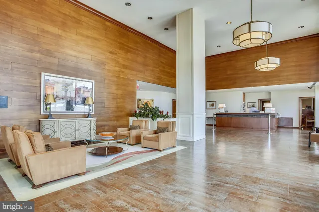 a view of an entryway with a workspace