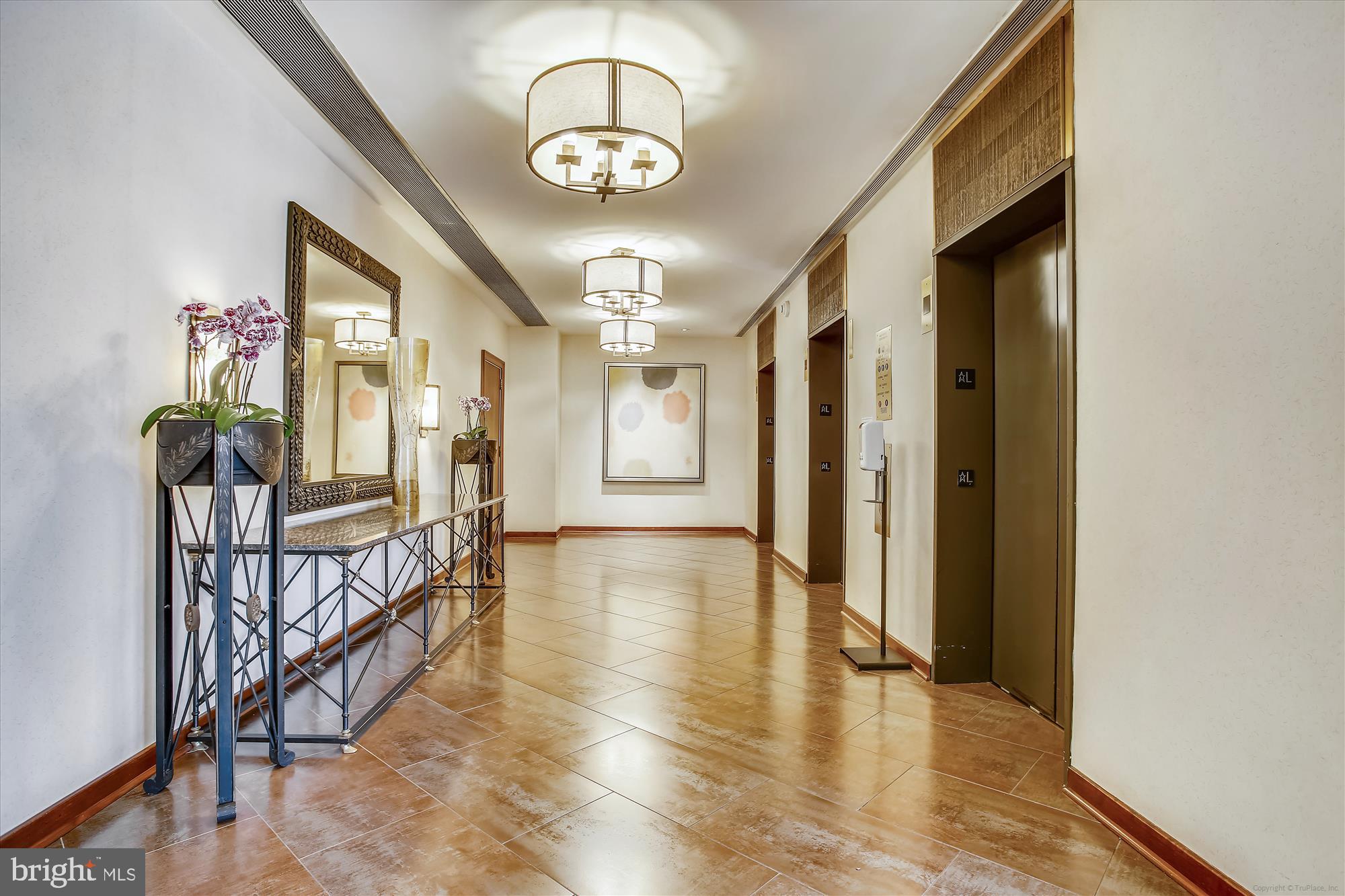 2555 Pennsylvania Avenue Northwest, Unit 816 Washington, DC 20037 - Photo 43 of 54 a view of an entryway with a workspace