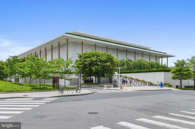 $575,000 | 2555 Pennsylvania Avenue Northwest, Unit 816, Washington, DC 20037