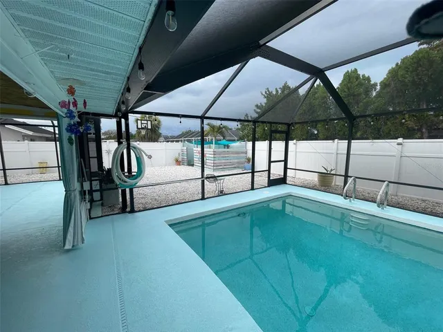 $2,900 | 6108 11th Avenue West, Bradenton, FL 34209