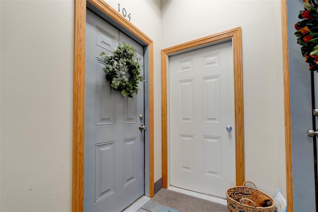 251 Vine Street, Unit 104 Riverside, IA 52327 - Photo 3 of 36 Gallery Image 3