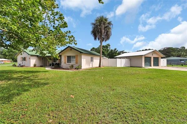 $319,000 | 359 South Gardenia Terrace, Crystal River, FL 34429