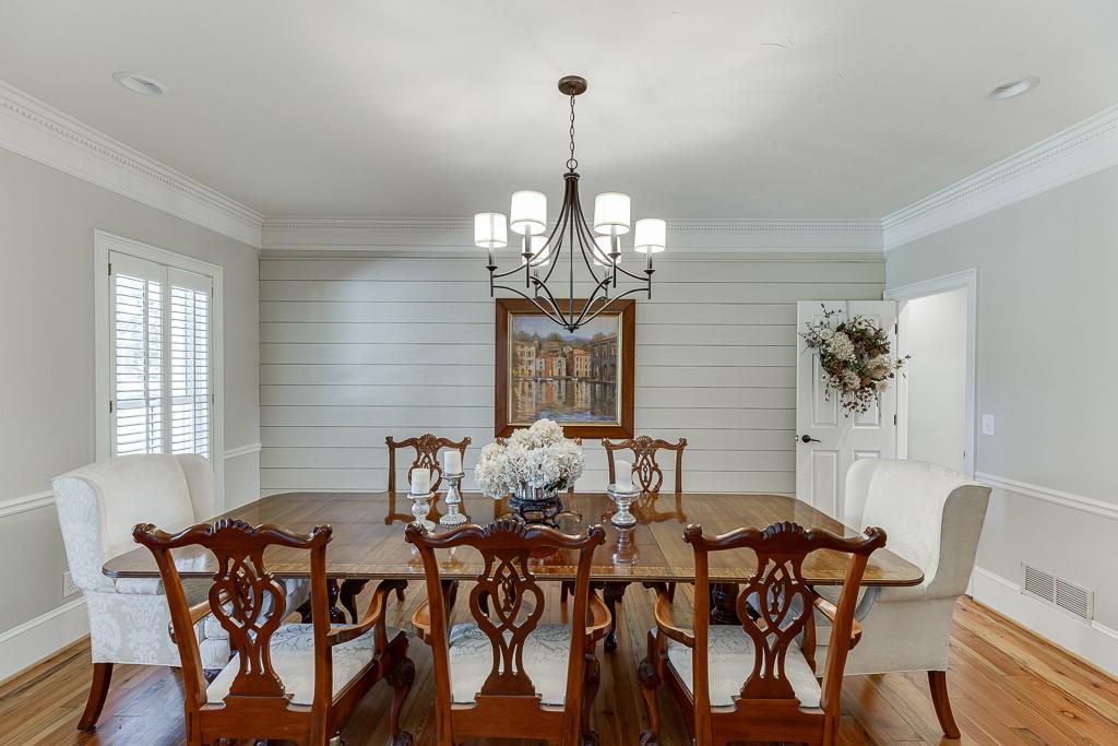 986 Austin Road Winder, GA 30680 - Photo 9 of 135 a dining room with furniture and window
