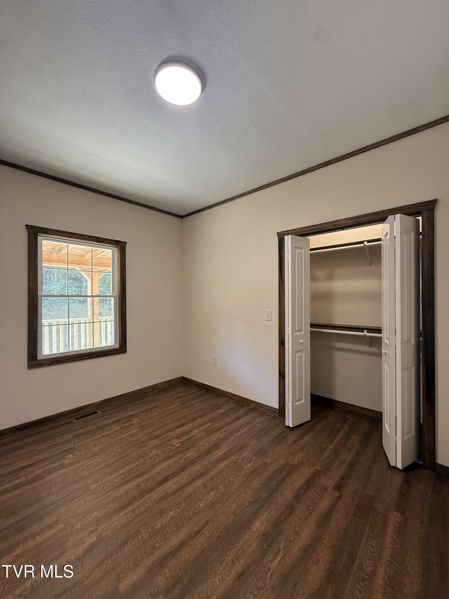 471 Early Branch Road Rogersville, TN 37857 - Photo 14 of 38 IMG_4916