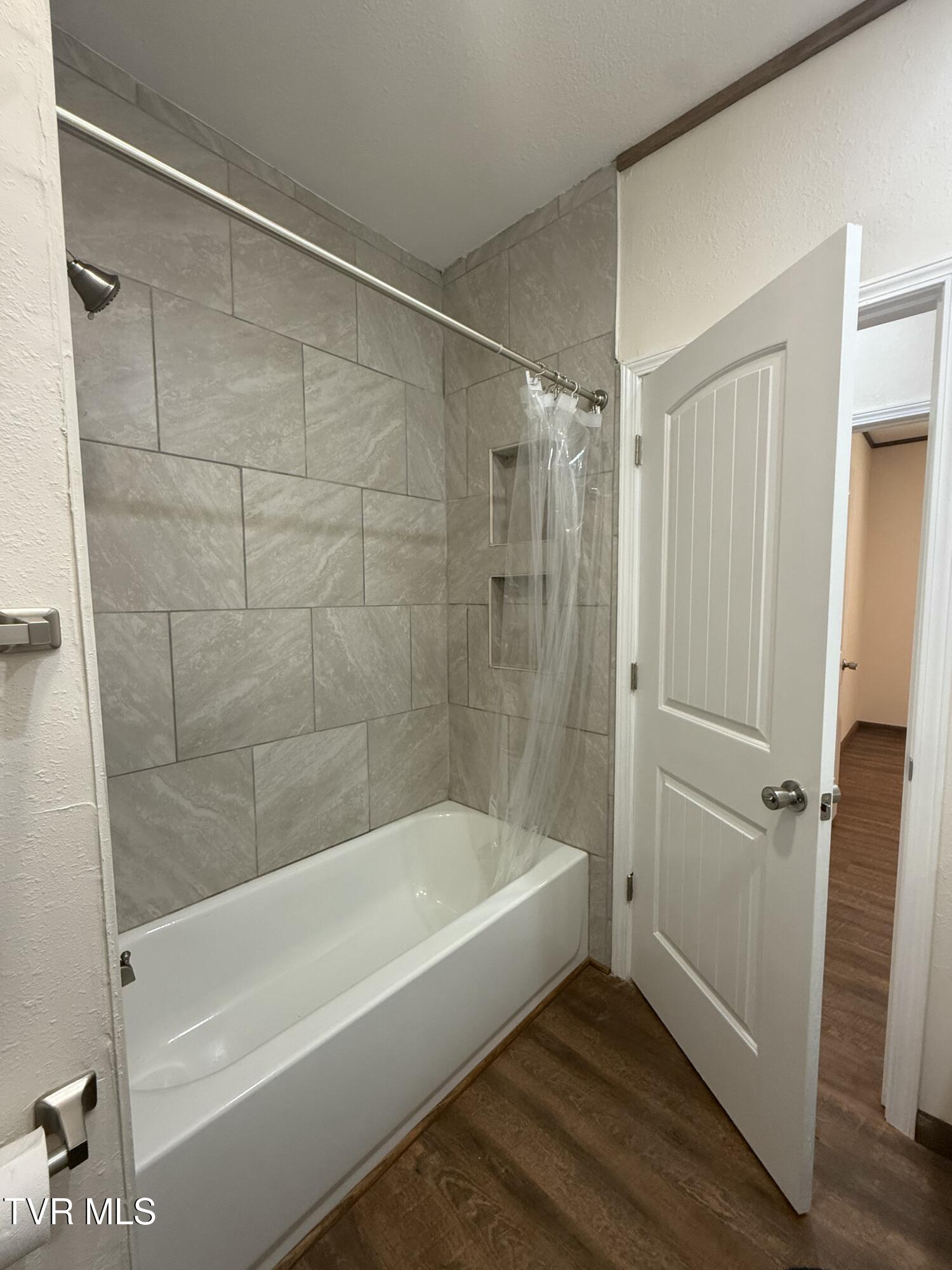 471 Early Branch Road Rogersville, TN 37857 - Photo 17 of 38 IMG_4912