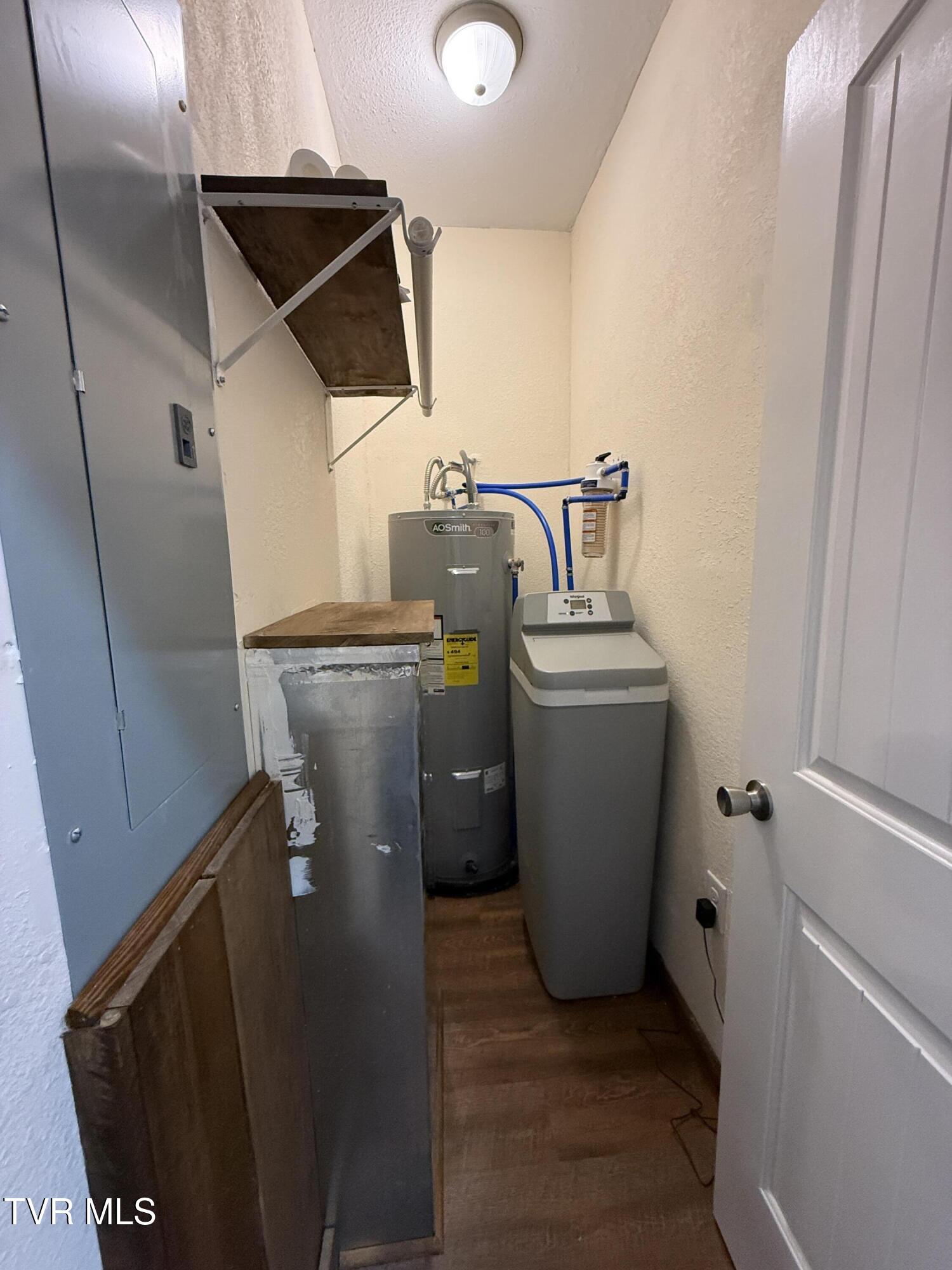 471 Early Branch Road Rogersville, TN 37857 - Photo 23 of 38 IMG_1668