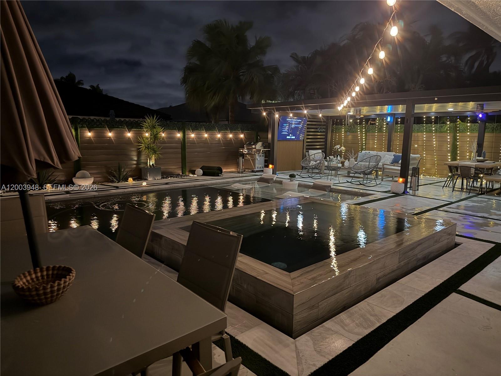 14802 Southwest 176th Terrace Miami, FL 33187 - Photo 18 of 33