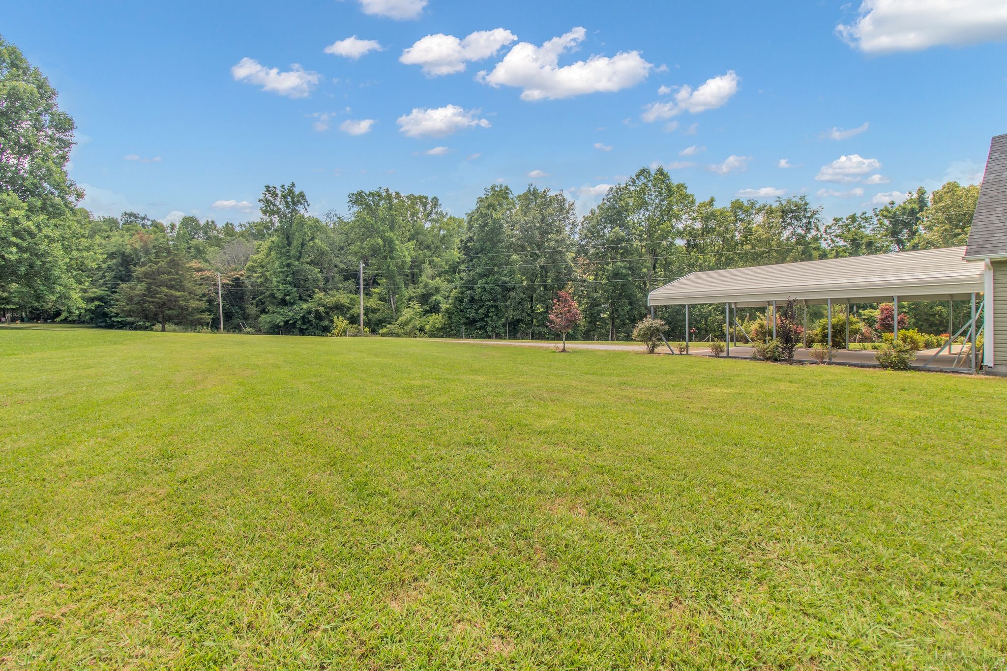 1166 Perry Road Manchester, TN 37355 - Photo 5 of 40 a view of an ocean and beach