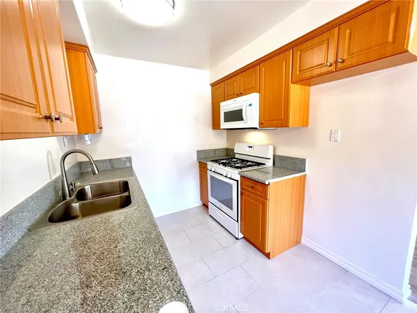 $2,195 | 2306 Mira Vista Avenue, Unit 7, Montrose, CA 91020