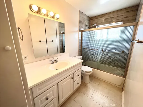 $2,195 | 2306 Mira Vista Avenue, Unit 7, Montrose, CA 91020