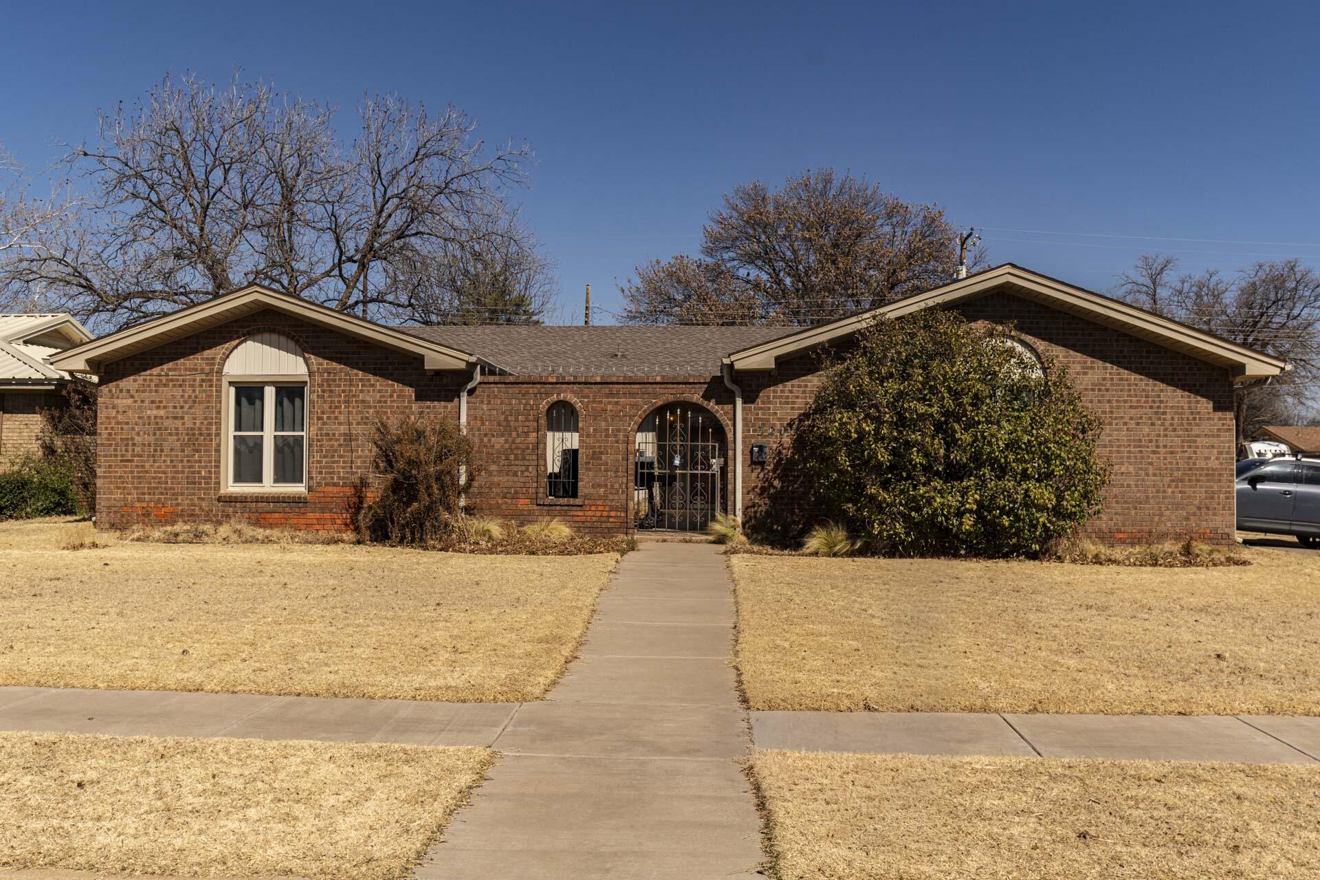 3202 69th Street Lubbock, TX 79413 - Photo 1 of 36 3202-69th-1