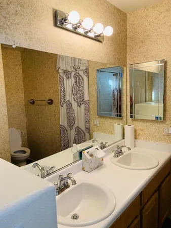 $1,950 | 21242 North 91st Drive, Peoria, AZ 85382