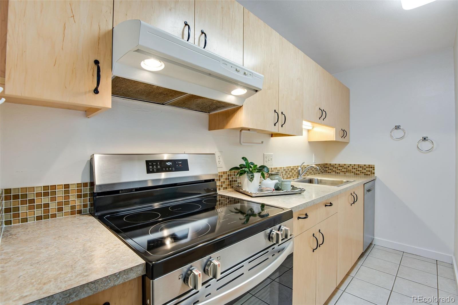8050 Niwot Road, Unit 40 Niwot, CO 80503 - Photo 12 of 38