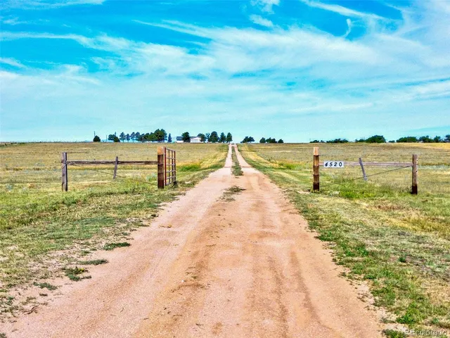 $789,900 | 4520 North Ramah Highway, Yoder, CO 80864