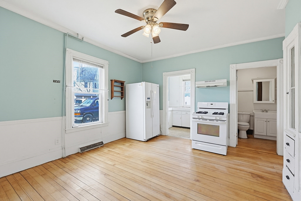 13 Rhodes Avenue Lynn, MA 01904 - Photo 15 of 39