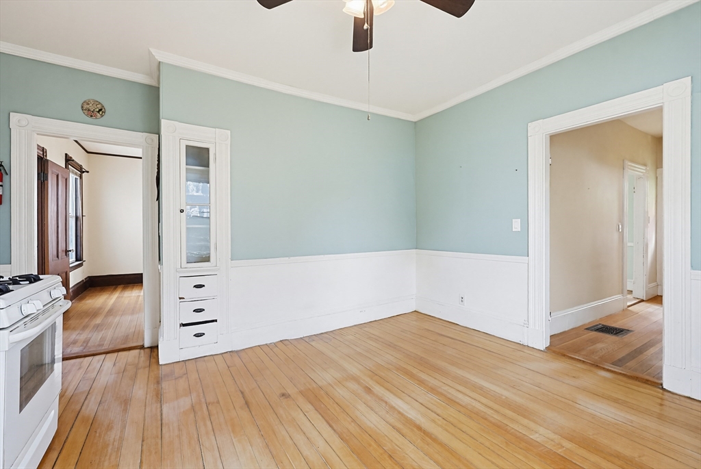 13 Rhodes Avenue Lynn, MA 01904 - Photo 17 of 39