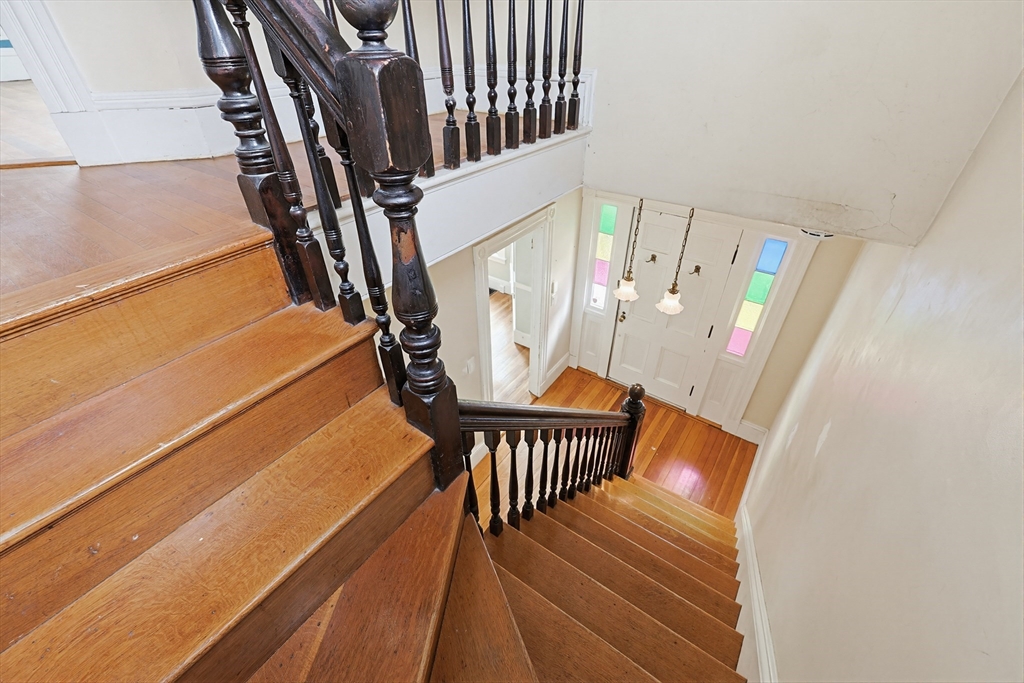 13 Rhodes Avenue Lynn, MA 01904 - Photo 20 of 39