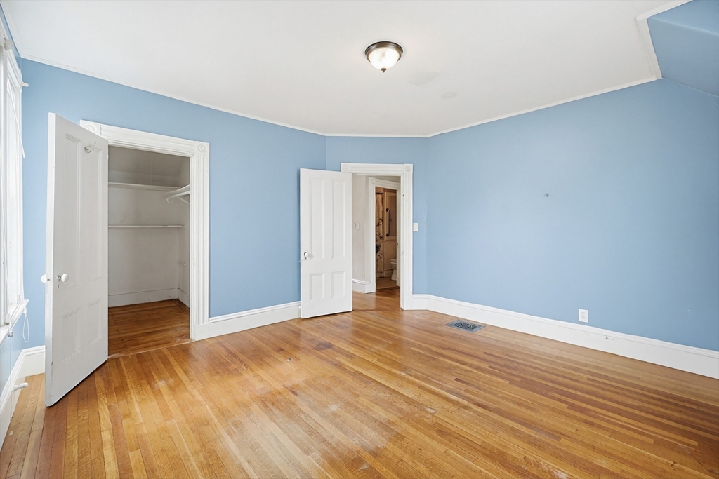 13 Rhodes Avenue Lynn, MA 01904 - Photo 23 of 39