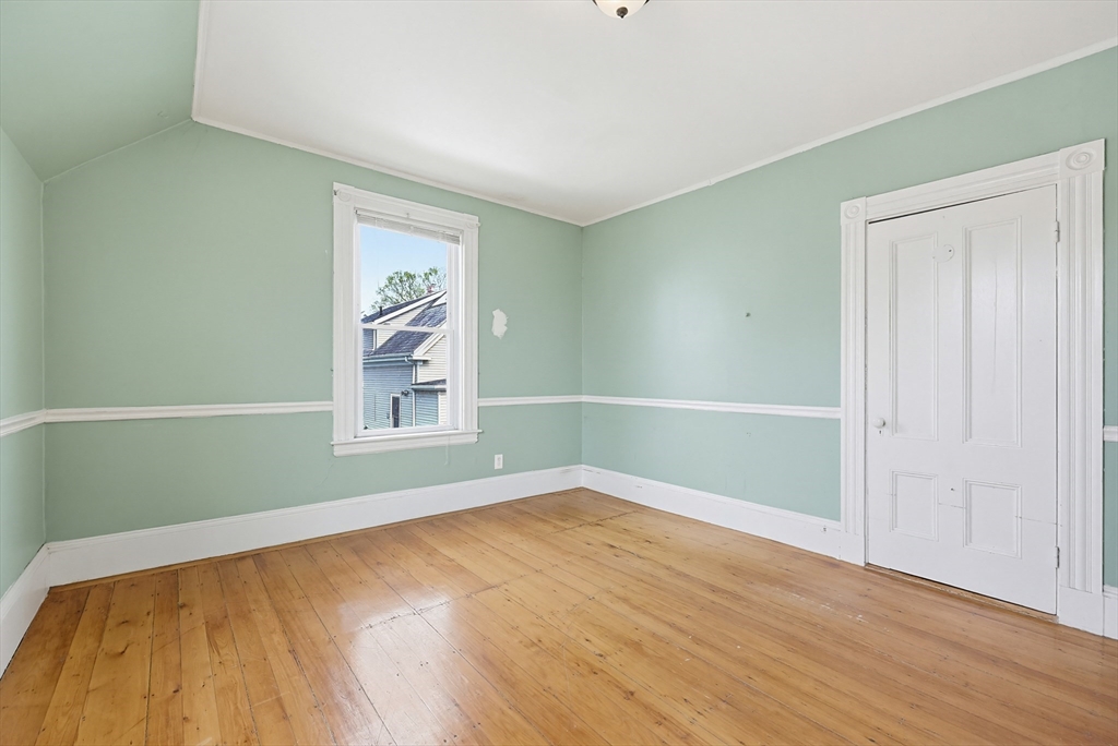 13 Rhodes Avenue Lynn, MA 01904 - Photo 28 of 39