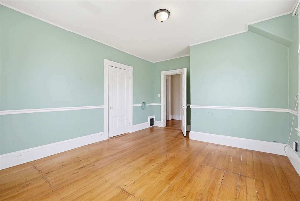 13 Rhodes Avenue Lynn, MA 01904 - Photo 30 of 39