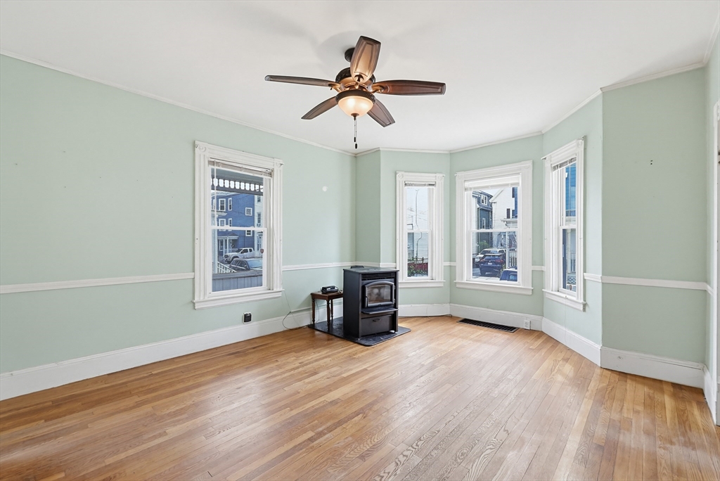 13 Rhodes Avenue Lynn, MA 01904 - Photo 6 of 39