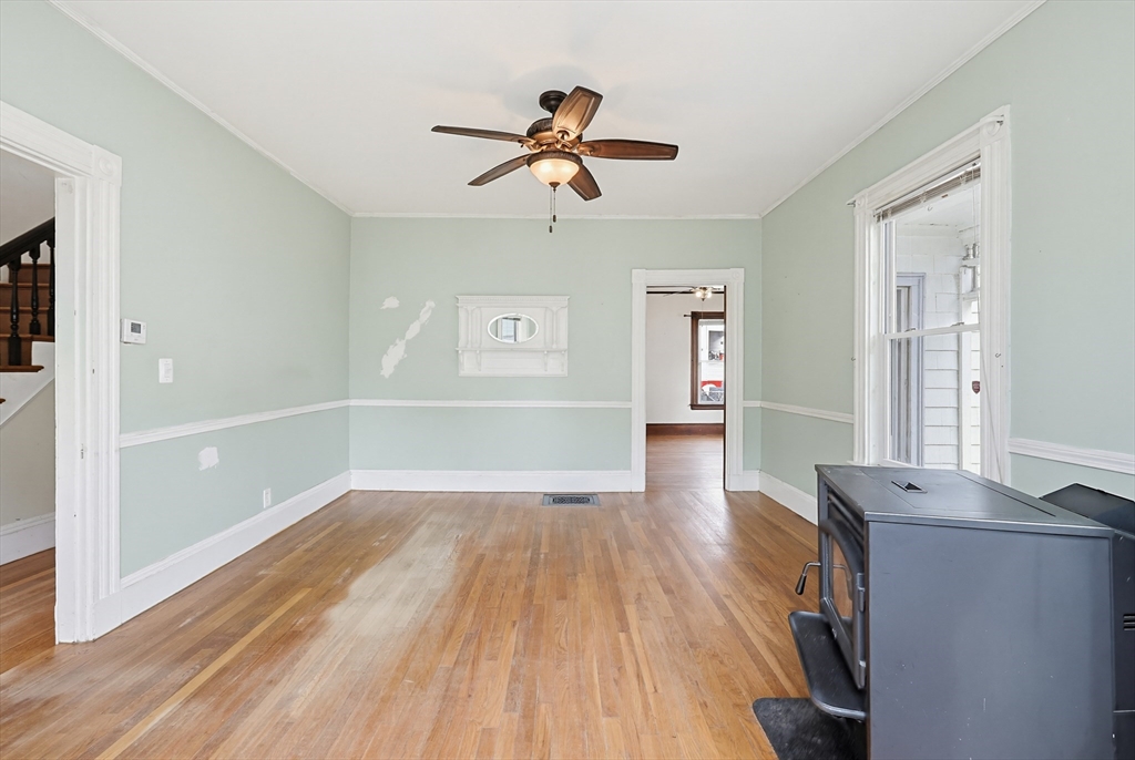 13 Rhodes Avenue Lynn, MA 01904 - Photo 7 of 39