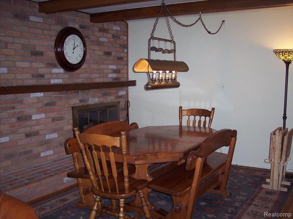 118 Randolph Road Rochester, MI 48309 - Photo 8 of 24 Fireplace Nook