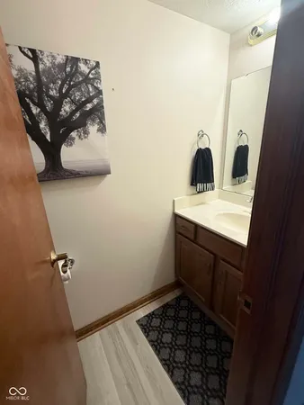 $409,900 | 7516 Kilbarron Circle, Indianapolis, IN 46217