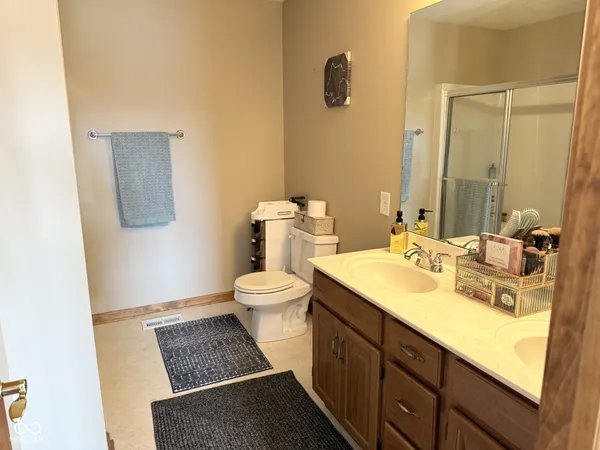 $409,900 | 7516 Kilbarron Circle, Indianapolis, IN 46217