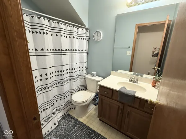 $409,900 | 7516 Kilbarron Circle, Indianapolis, IN 46217