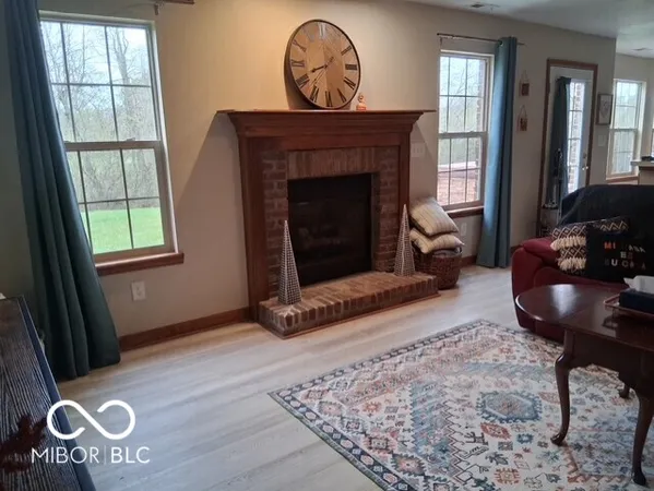 $409,900 | 7516 Kilbarron Circle, Indianapolis, IN 46217