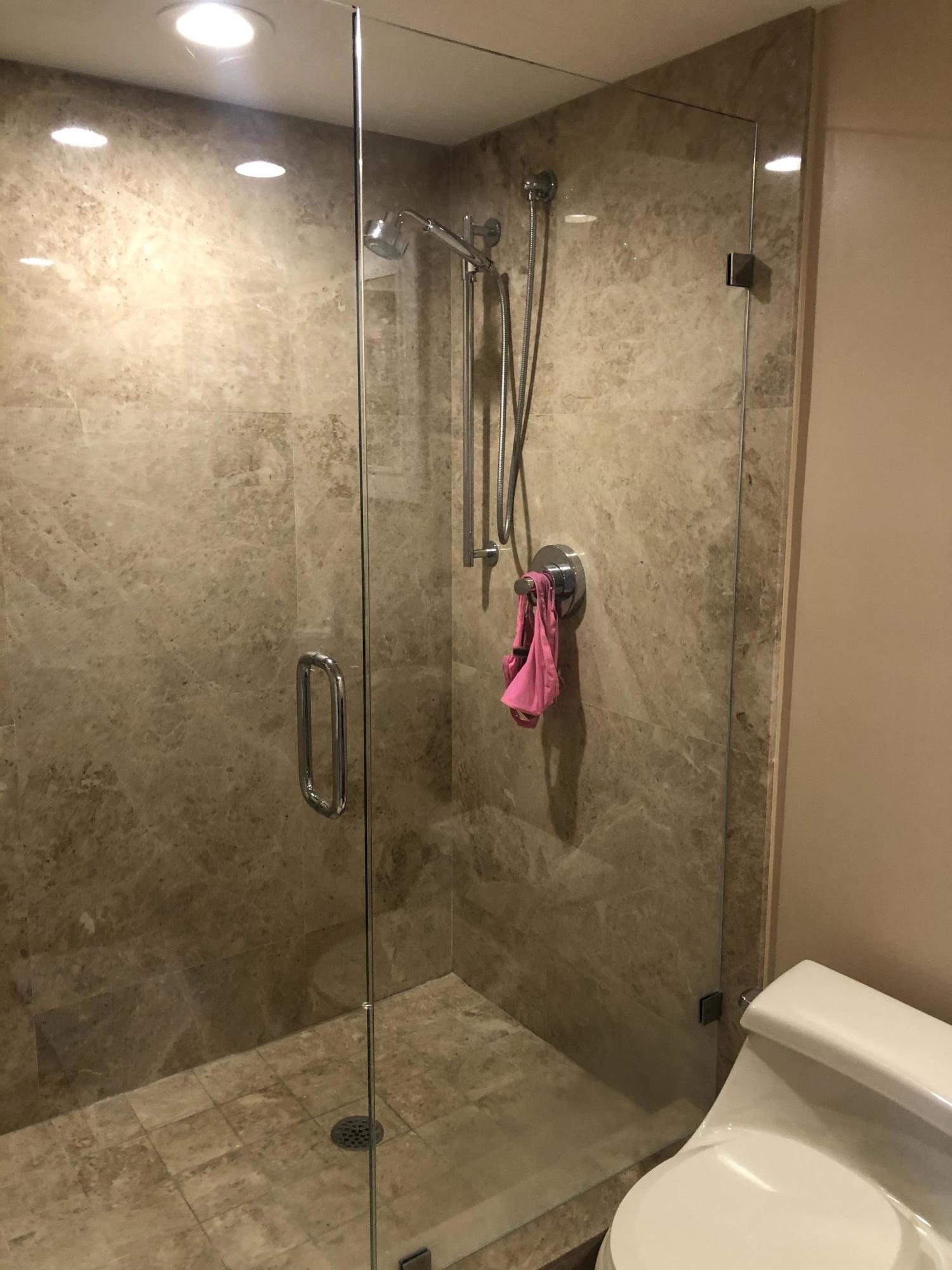 3400 North Ocean Drive, Unit 1506 Riviera Beach, FL 33404 - Photo 14 of 42 Guest Bathroom