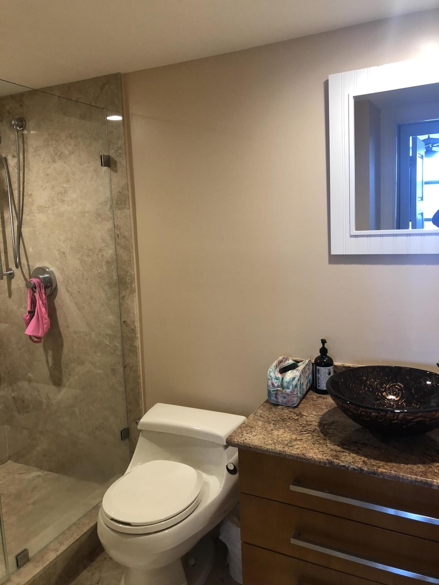 3400 North Ocean Drive, Unit 1506 Riviera Beach, FL 33404 - Photo 15 of 42 Guest Bathroom
