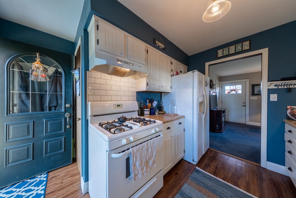 37 Brae Road Fairhaven, MA 02719 - Photo 10 of 18 Gallery Image 10