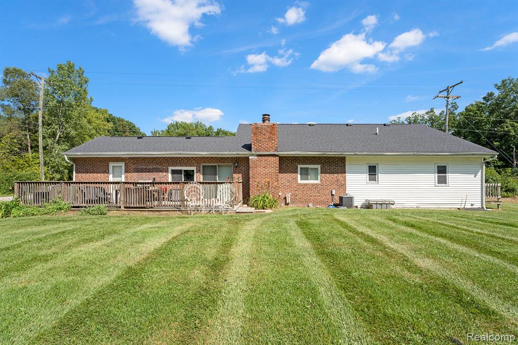 1290 Hunter Road Brighton, MI 48114 - Photo 36 of 43 Gallery Image 36
