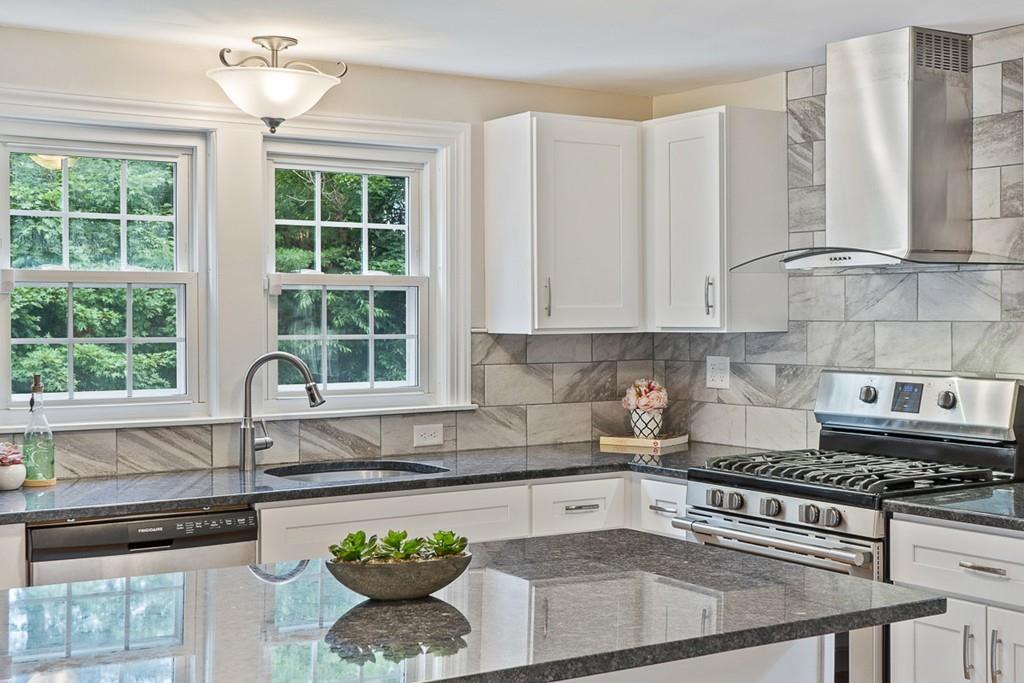 4 Goulding Road Sterling, MA 01564 - Photo 5 of 30 Gallery Image 5