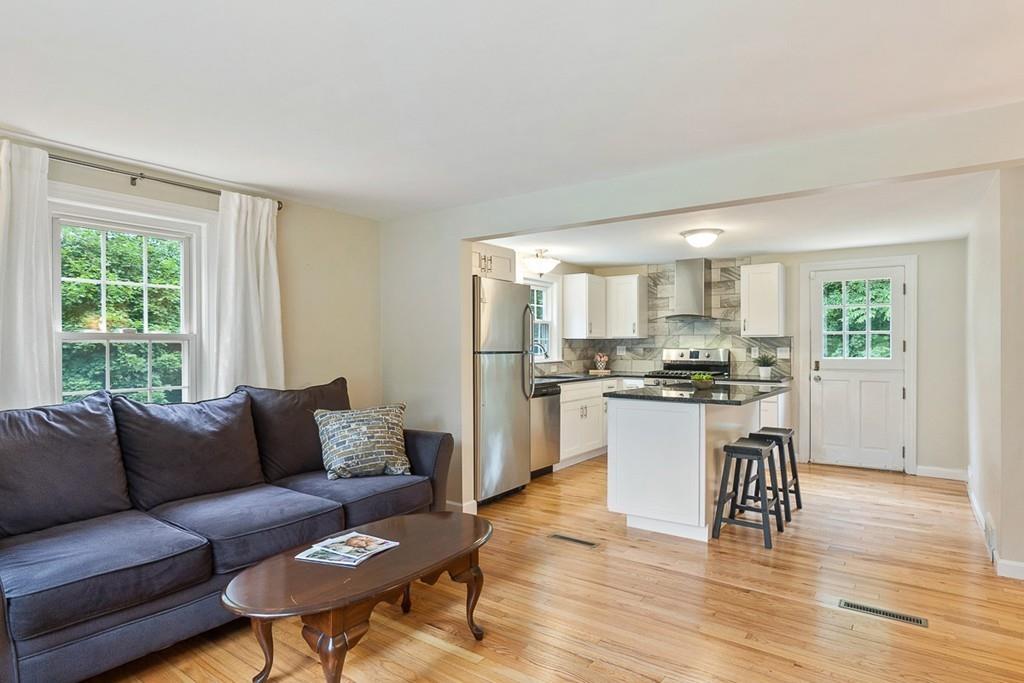 4 Goulding Road Sterling, MA 01564 - Photo 8 of 30 Gallery Image 8