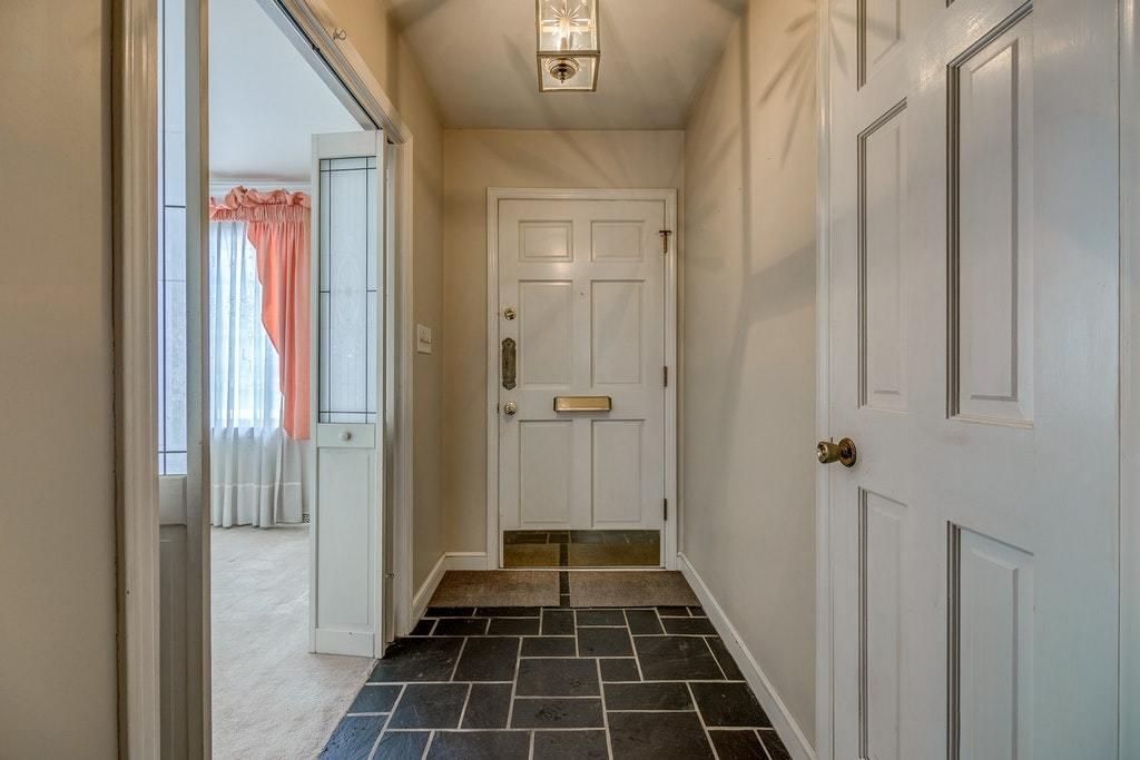 3115 Harmony Road Roanoke, VA 24018 - Photo 4 of 38 004-301312-3115 Harmony Road 04_7335253