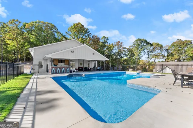 $875,000 | 125 And 87 Rainbow Circle, Cleveland, GA 30528
