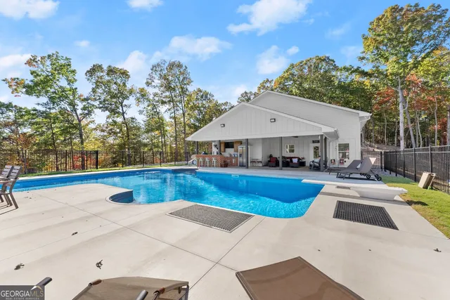 $875,000 | 125 And 87 Rainbow Circle, Cleveland, GA 30528