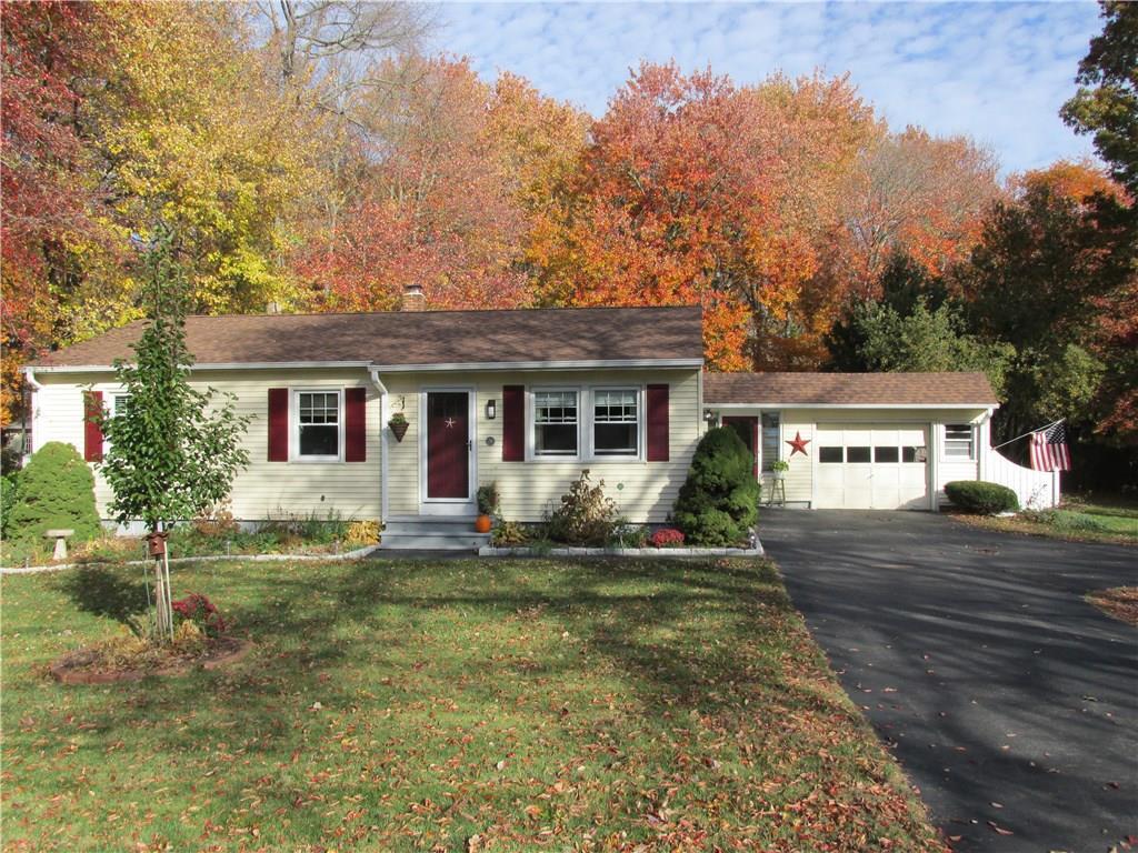26 Beach Park Road Clinton, CT 06413 - Photo 1 of 1