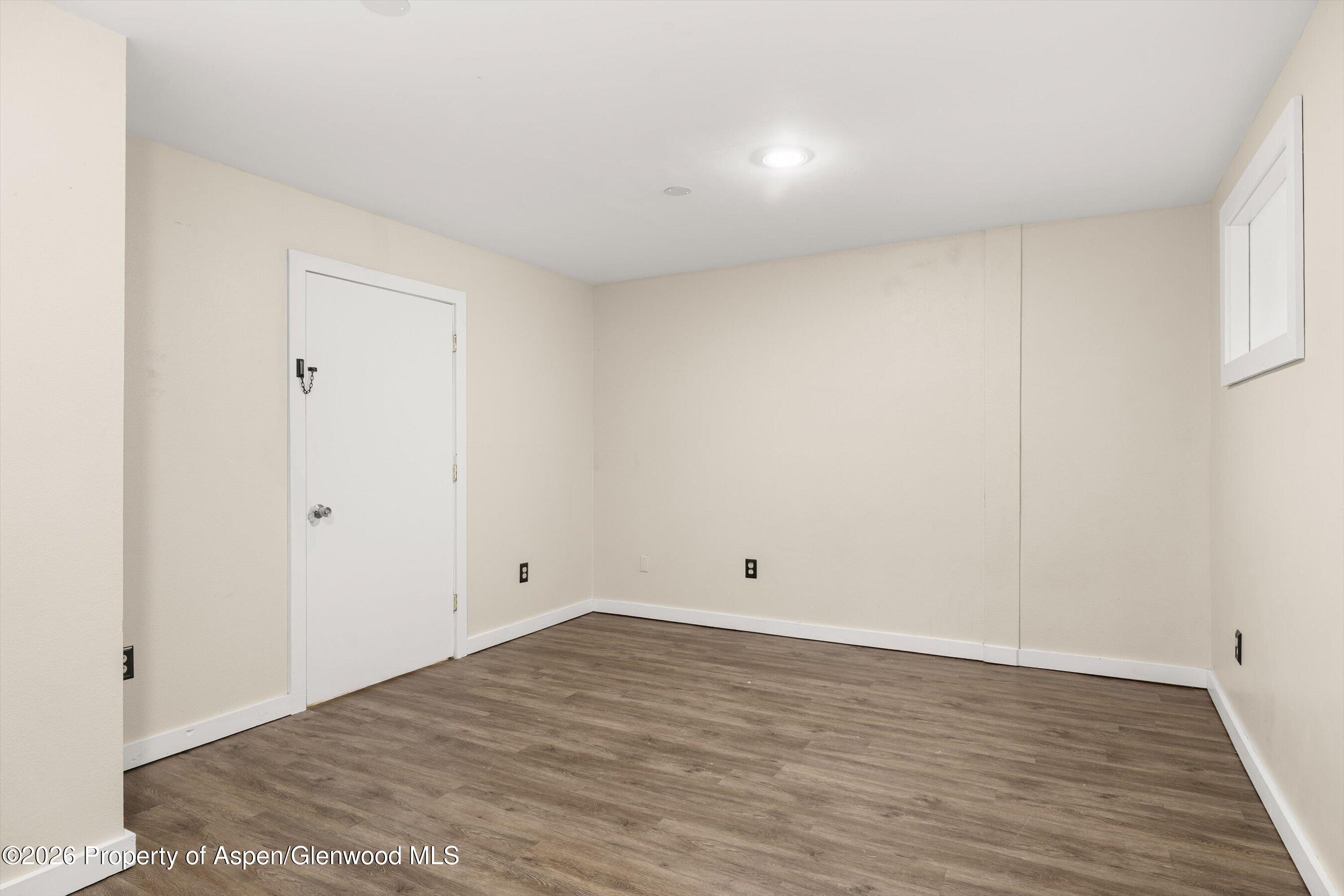 1101 Village Road, Unit LL3B Carbondale, CO 81623 - Photo 14 of 22 14-1101VillageRd_UnitLL3B_2606_2667