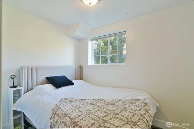 $1,199,950 | 23116 80th Place West, Edmonds, WA 98026