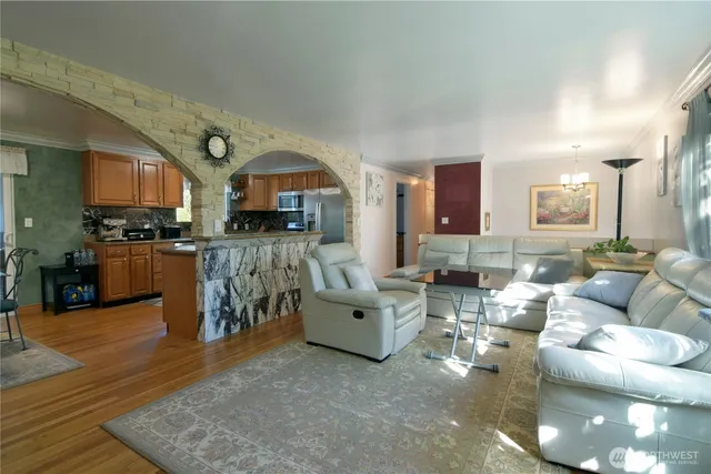 $1,199,950 | 23116 80th Place West, Edmonds, WA 98026