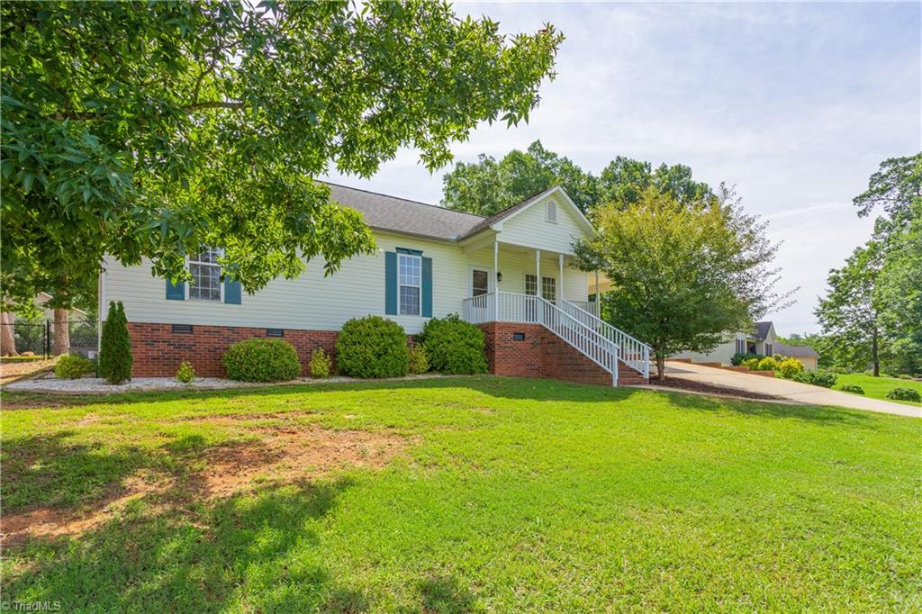 795 Sam Euart Road Rockwell, NC 28138 - Photo 3 of 33 Gallery Image 3