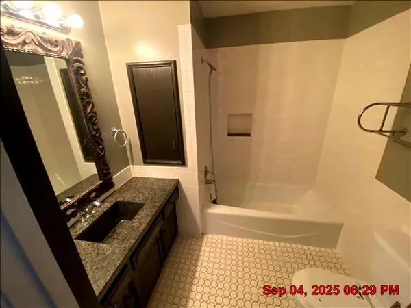 $230,000 | 1105 Brookside Place, Raymore, MO 64083