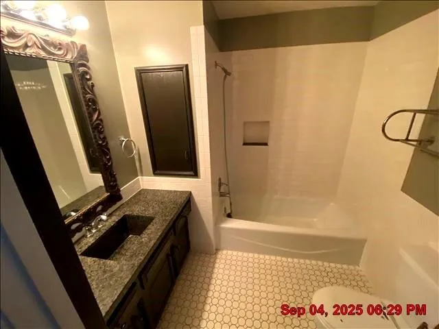 $230,000 | 1105 Brookside Place, Raymore, MO 64083