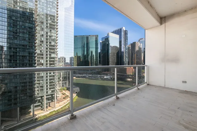 $495,000 | 333 North Canal Street, Unit 1403, Chicago, IL 60606